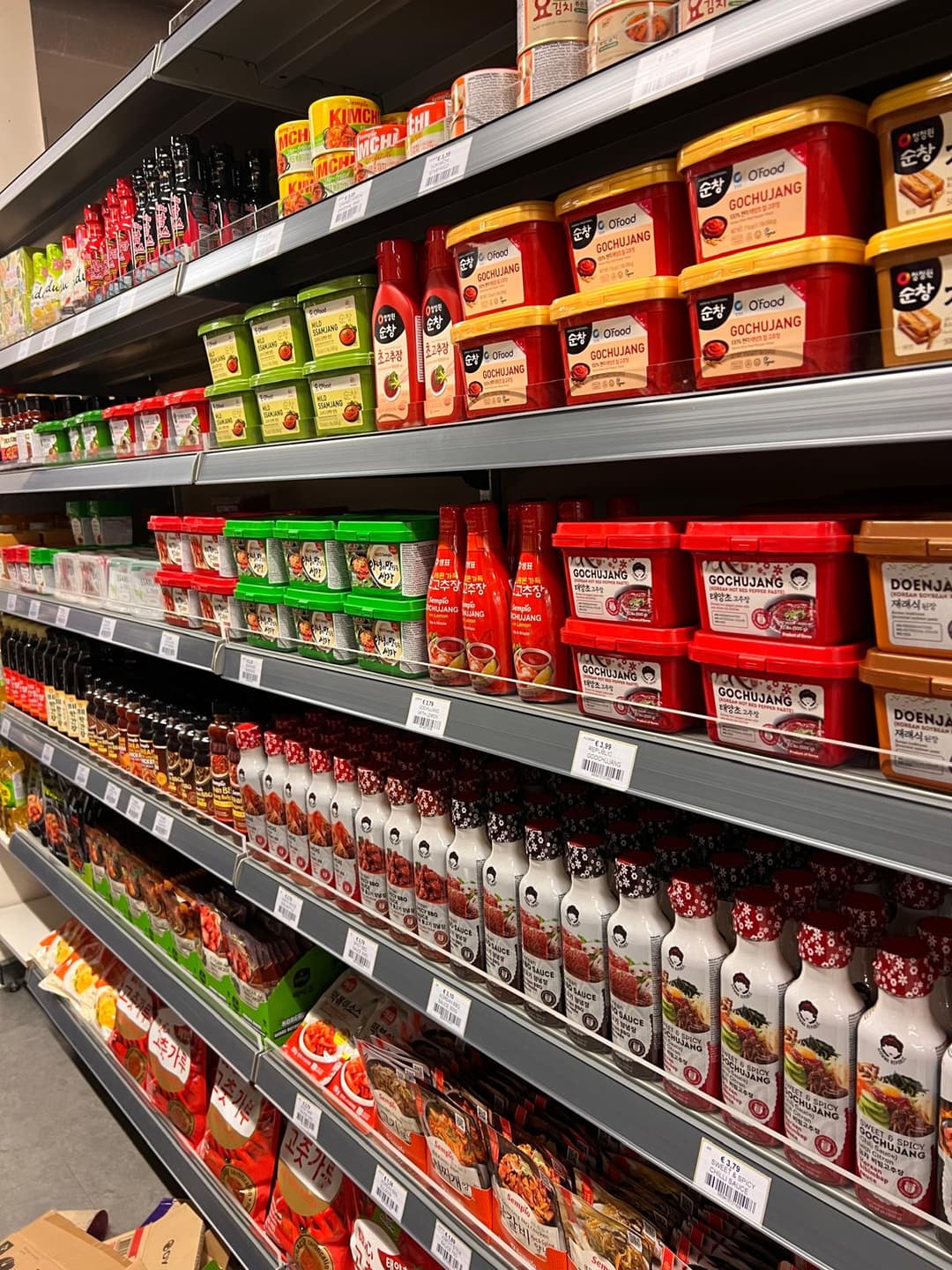 Sausjes in de winkel